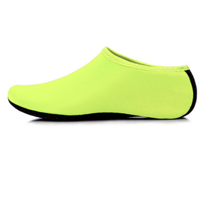 多用途のアウトドアビーチソックス 滑り止めスイムソックスカバ - Snorkel Dry Top のレビューと価格